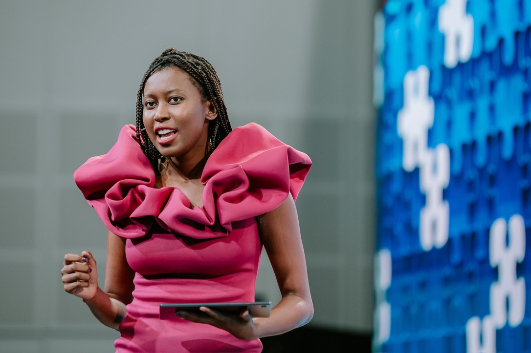 5CB512DC-B94F-484C-9086-CDED1042505D_1_105_c